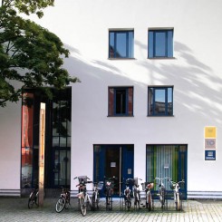 Eingang Gebäude GRWS